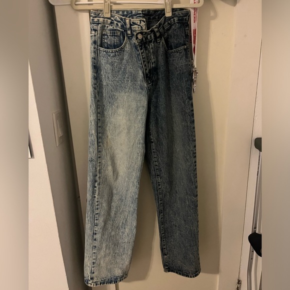 Adorable XS/2 asymmetric bicolor jeans - Picture 1 of 4